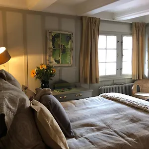good4yew-bnb.hotelsbaselswitzerland.com/